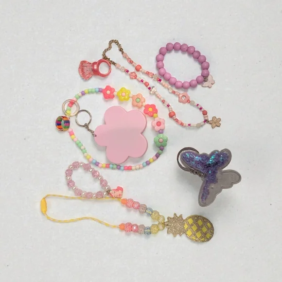 Colorful Kids Accessory Set - Picture 2 of 3